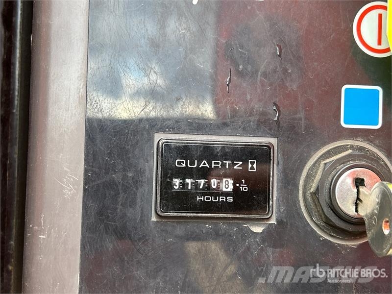 JLG 600S Teleskopske dvižne ploščadi