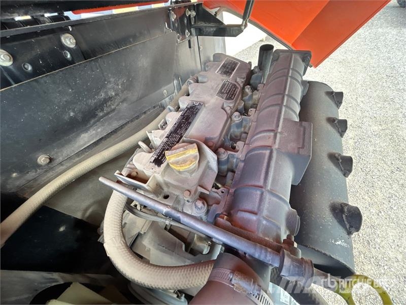 JLG 600S Teleskoop poomtõstukid