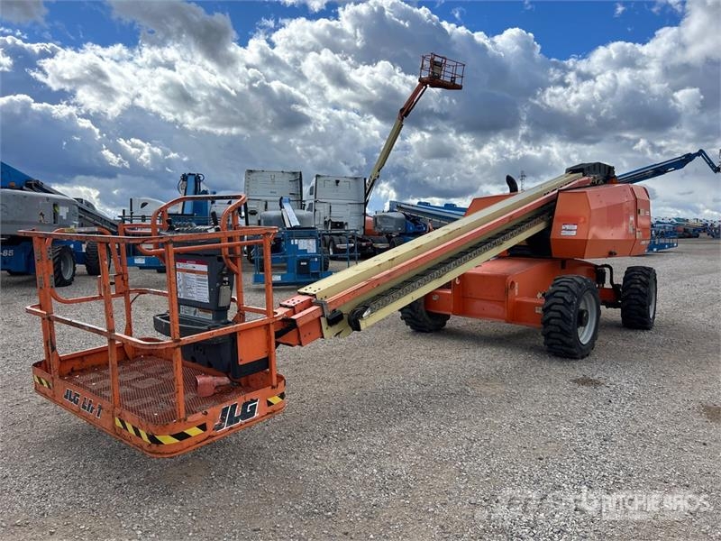 JLG 600S Teleskopske dvižne ploščadi