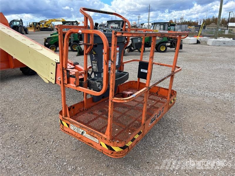 JLG 600S Teleskopske dvižne ploščadi