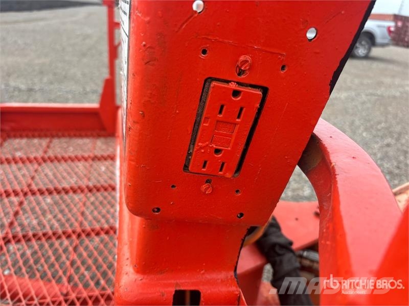 JLG 600S 4WD Diesel Telescopic Boom Lift Telescopic boom lifts