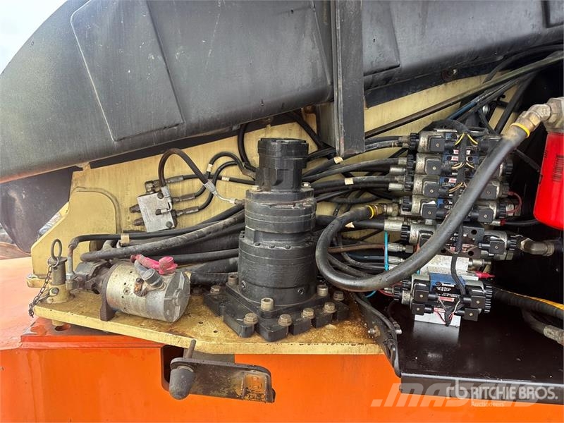 JLG 600S 4WD Diesel Telescopic Boom Lift Telescopic boom lifts