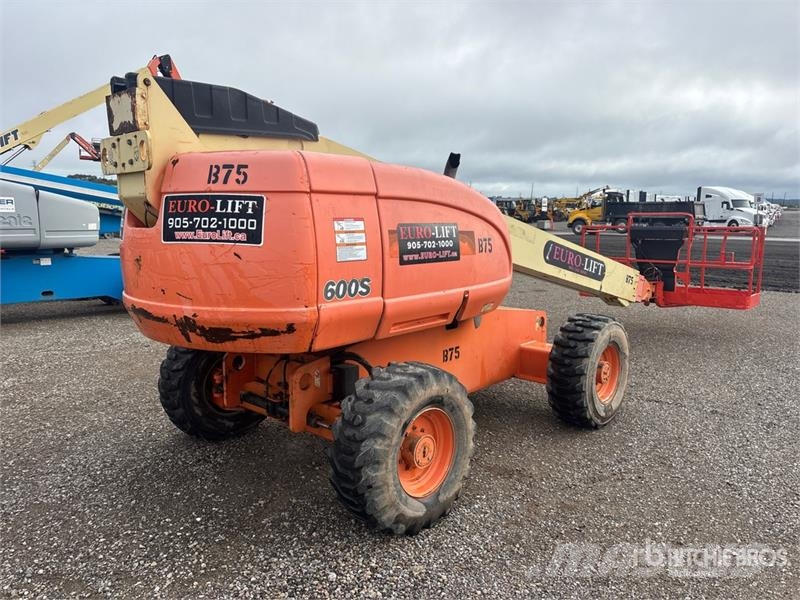 JLG 600S 4WD Diesel Telescopic Boom Lift Telescopic boom lifts