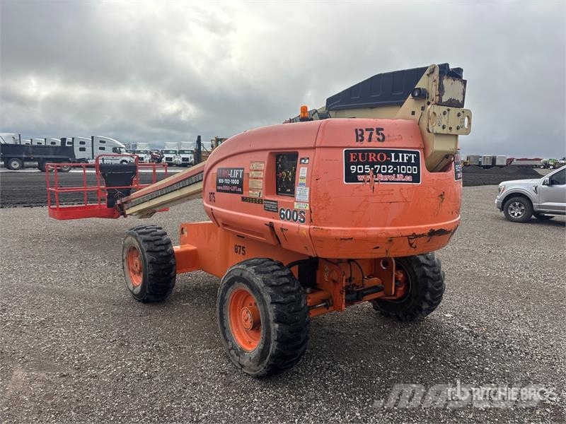 JLG 600S 4WD Diesel Telescopic Boom Lift Telescopic boom lifts