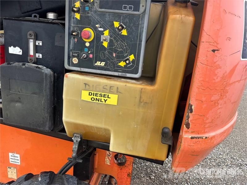 JLG 600S 4WD Diesel Telescopic Boom Lift Telescopic boom lifts