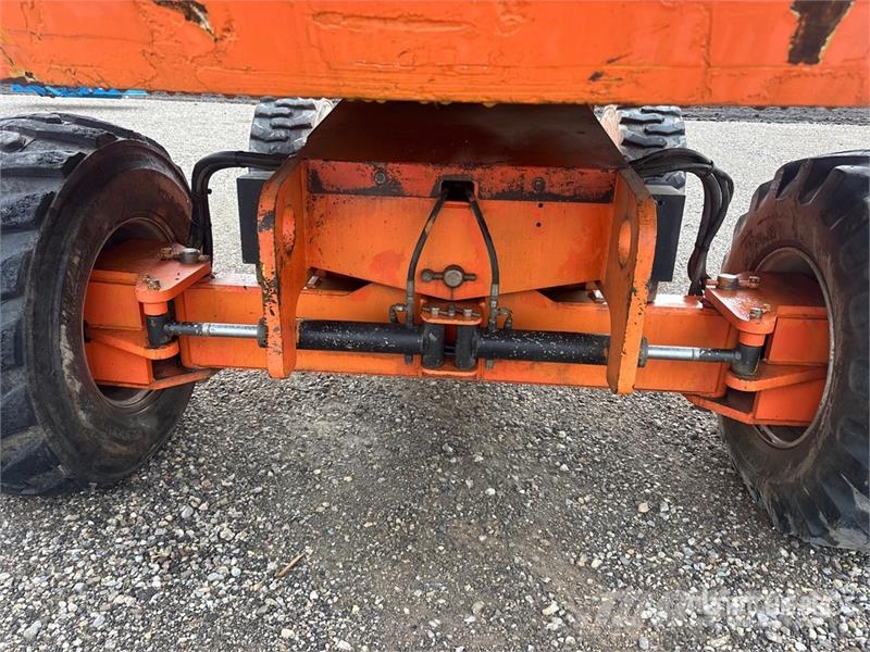 JLG 600S 4WD Diesel Telescopic Boom Lift Telescopic boom lifts