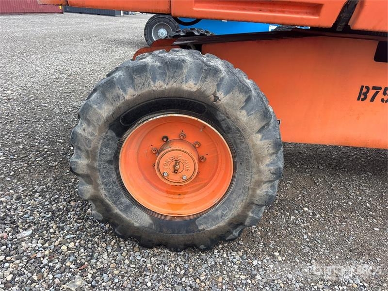 JLG 600S 4WD Diesel Telescopic Boom Lift Telescopic boom lifts