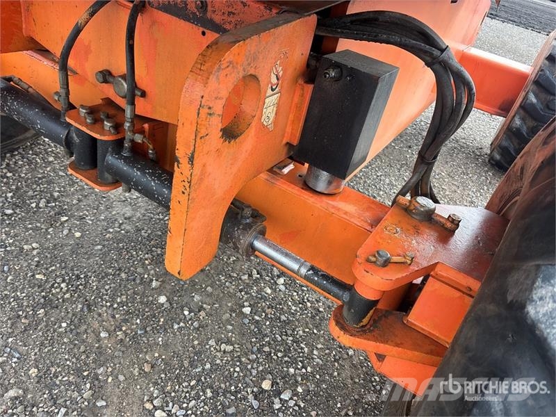 JLG 600S 4WD Diesel Telescopic Boom Lift Telescopic boom lifts
