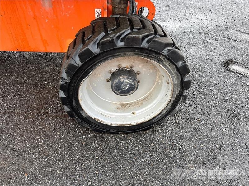 JLG 600SJ 4WD Diesel Telescopic Boom Lift Nacelles télescopiques