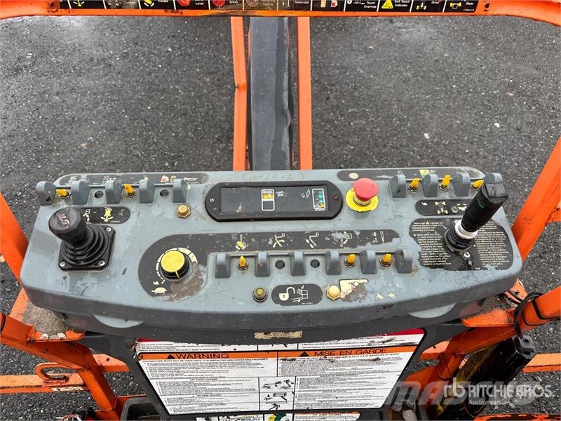 JLG 600SJ 4WD Diesel Telescopic Boom Lift Nacelles télescopiques