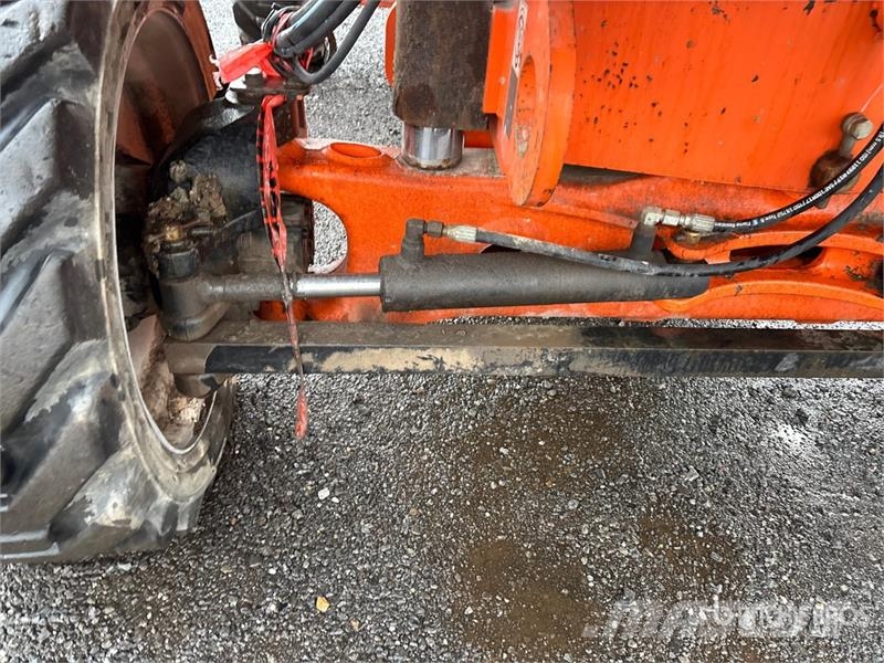 JLG 600SJ 4WD Diesel Telescopic Boom Lift Nacelles télescopiques