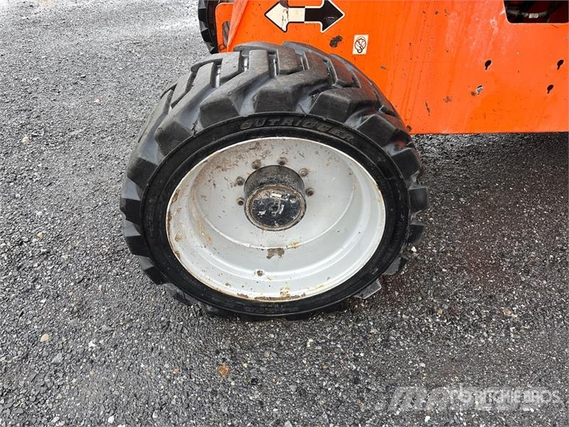 JLG 600SJ 4WD Diesel Telescopic Boom Lift Nacelles télescopiques