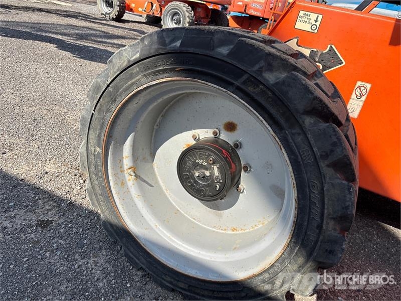 JLG 660SJ 4WD Diesel Telescopic Boom Lift Telescoophoogwerkers