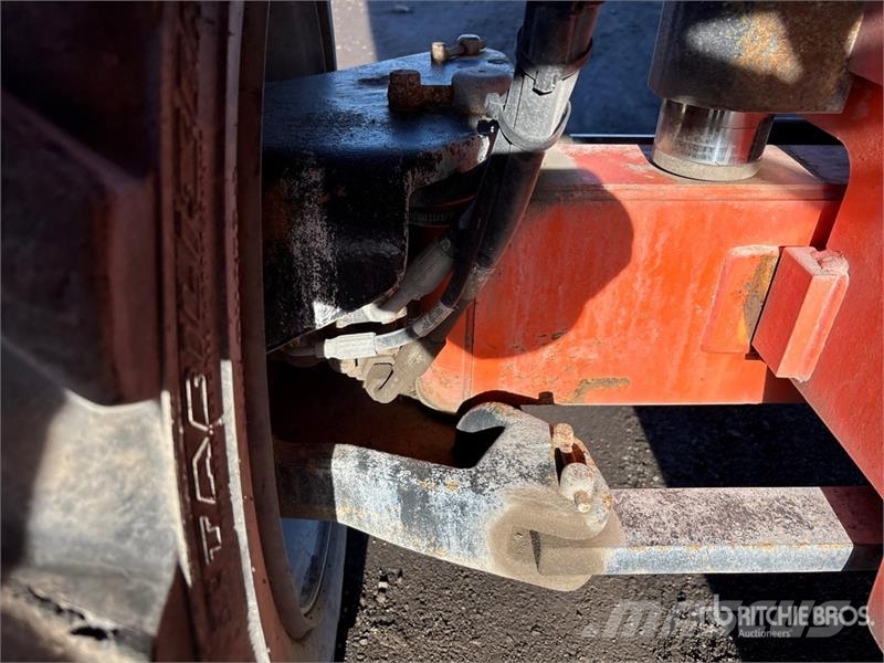 JLG 660SJ 4WD Diesel Telescopic Boom Lift Telescopic boom lifts