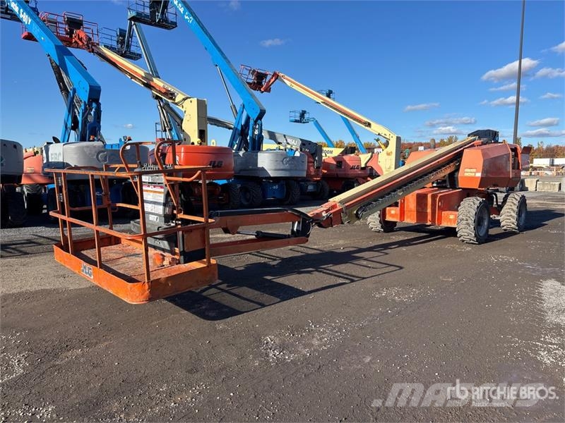 JLG 660SJ 4WD Diesel Telescopic Boom Lift Telescopic boom lifts