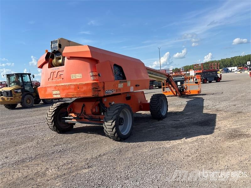 JLG 660SJ 4WD Diesel Telescopic Boom Lift Telescoophoogwerkers