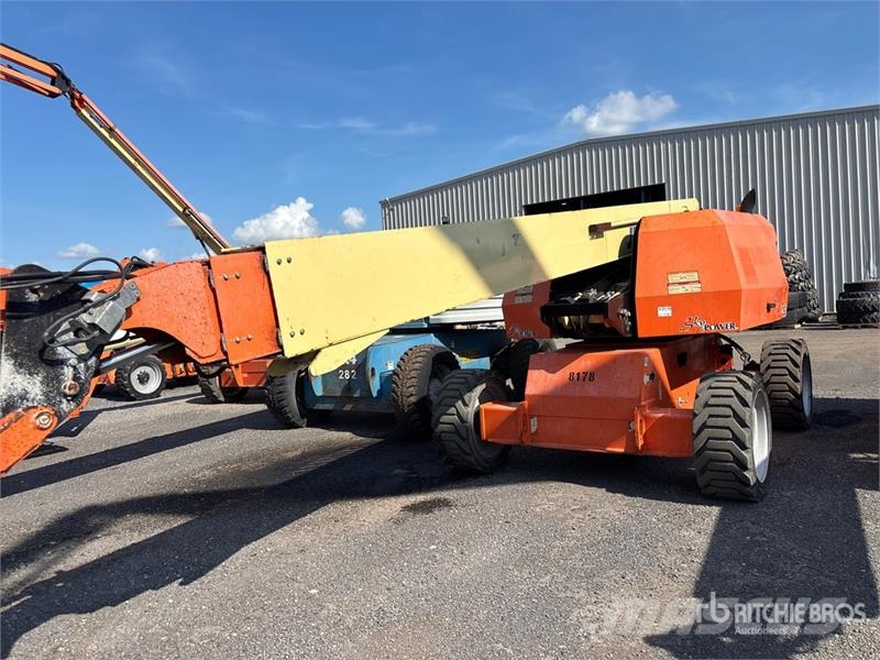 JLG 660SJ 4WD Diesel Telescopic Boom Lift Telescoophoogwerkers