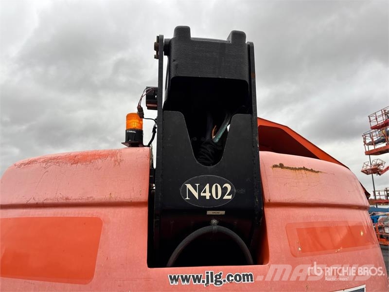 JLG 660SJ 4WD Diesel Telescopic Boom Lift Telescopic boom lifts