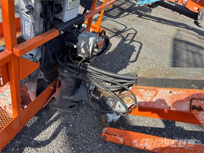 JLG 660SJ 4WD Diesel Telescopic Boom Lift Telescoophoogwerkers