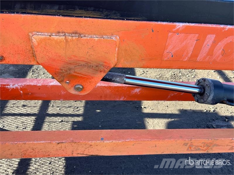 JLG 660SJ 4WD Diesel Telescopic Boom Lift Telescopic boom lifts