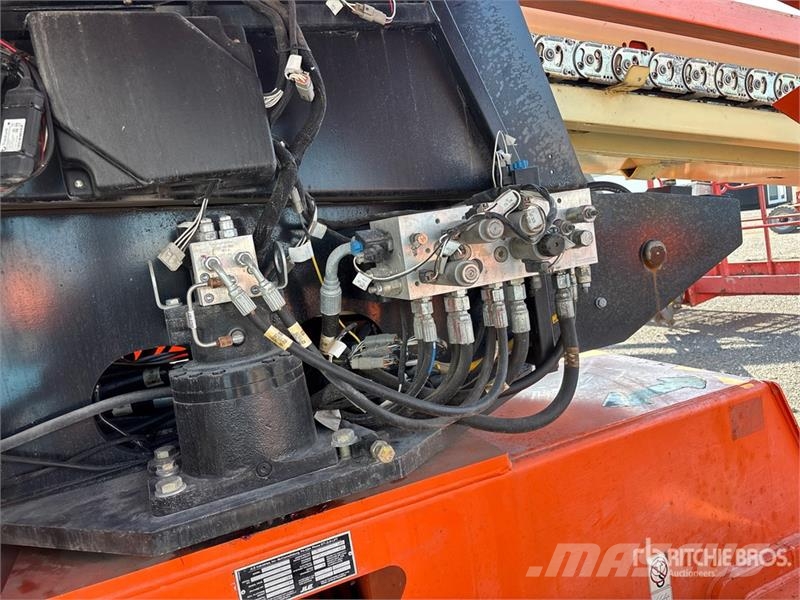 JLG 660SJ 4WD Diesel Telescopic Boom Lift Telescoophoogwerkers