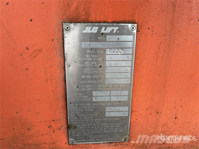 JLG 660SJ 4WD Dual Fuel Telescopic Boom Lift (Inoperab Telescopic boom lifts