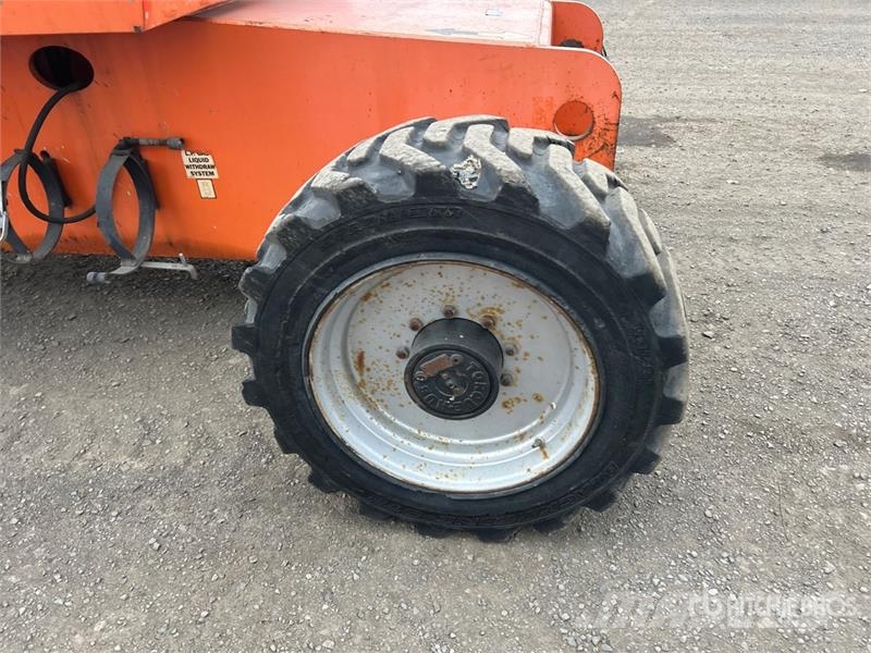 JLG 660SJ 4WD Dual Fuel Telescopic Boom Lift Teleskopiskie pacēlāji