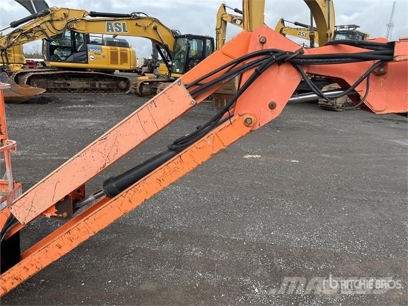JLG 660SJ 4WD Dual Fuel Telescopic Boom Lift Podnośniki teleskopowe