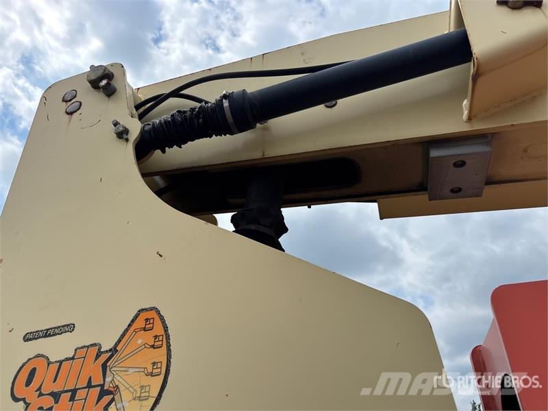 JLG 800A 4WD Diesel Articulating Boom Lift Колінчаті підйомники