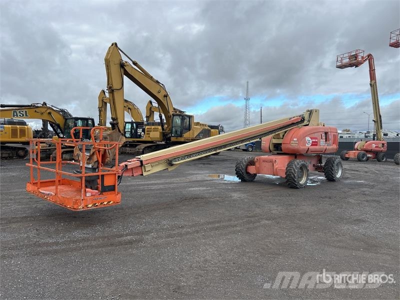 JLG 800S 4WD Dual Fuel Telescopic Boom Lift Nacelles télescopiques