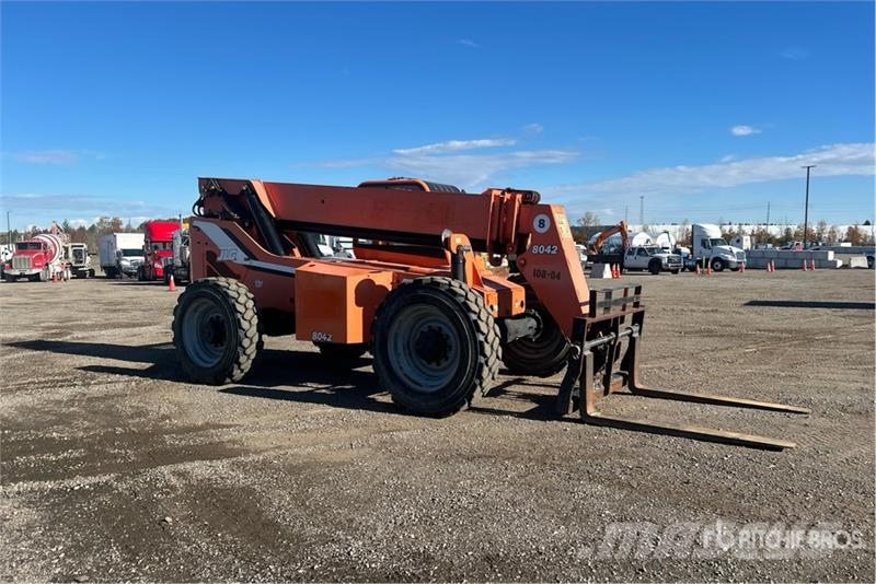 JLG 8042 مناولات متداخلة