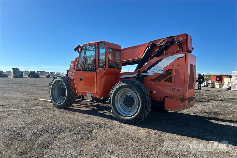 JLG 8042 مناولات متداخلة