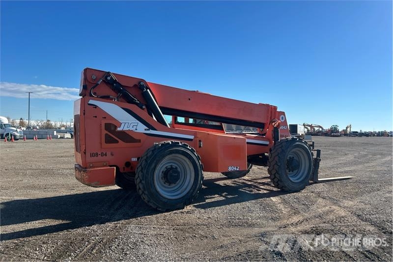 JLG 8042 مناولات متداخلة