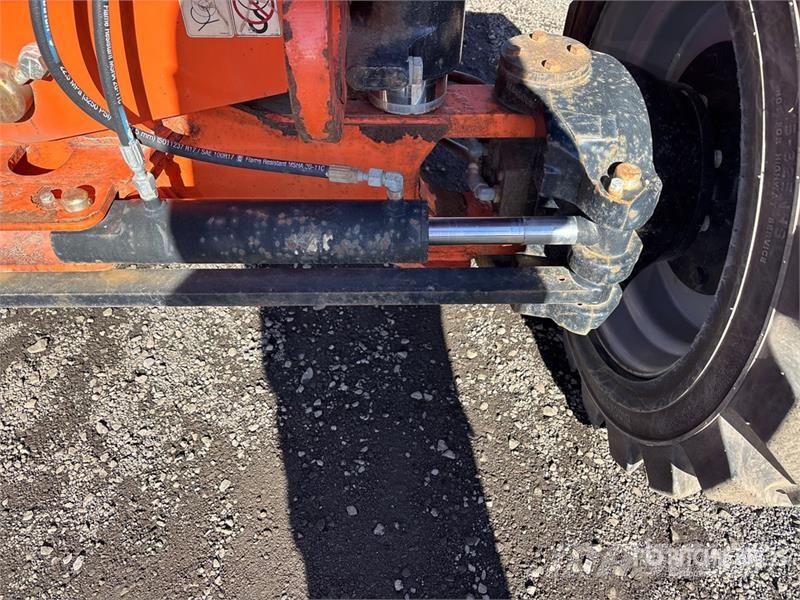 JLG 860SJ 4WD Diesel Telescopic Boom Lift Nacelles télescopiques