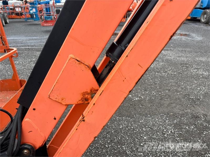 JLG 860SJ 4WD Diesel Telescopic Boom Lift Telescopic boom lifts