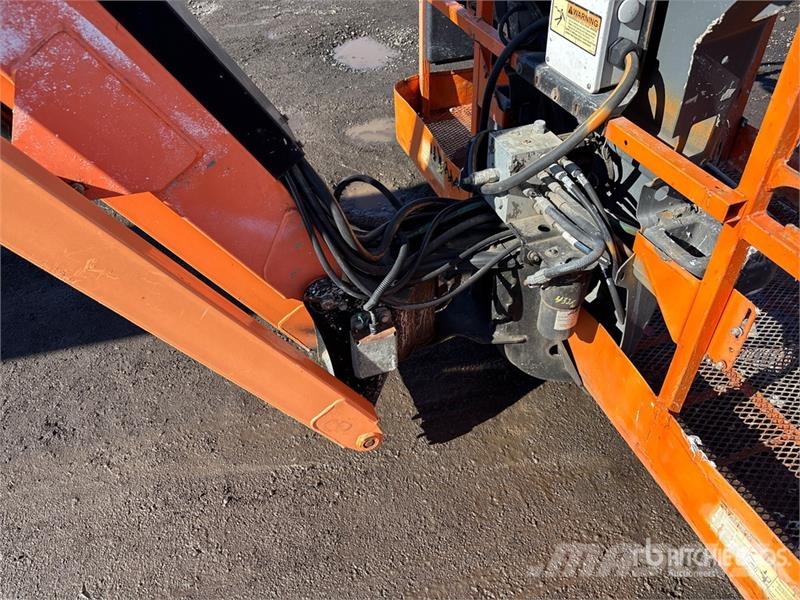 JLG 860SJ 4WD Diesel Telescopic Boom Lift Nacelles télescopiques