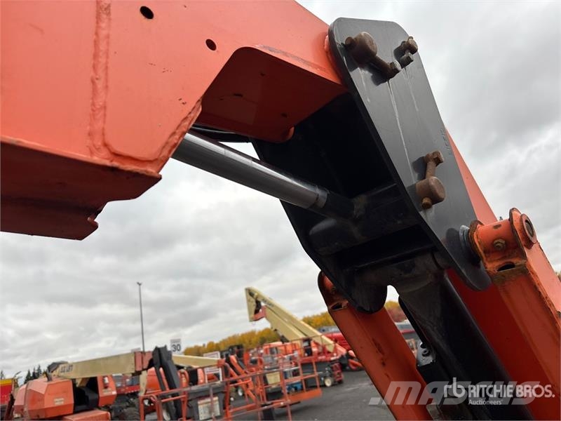 JLG 860SJ 4WD Diesel Telescopic Boom Lift Telescopic boom lifts