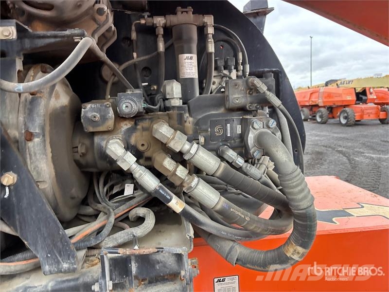 JLG 860SJ 4WD Diesel Telescopic Boom Lift Telescopic boom lifts