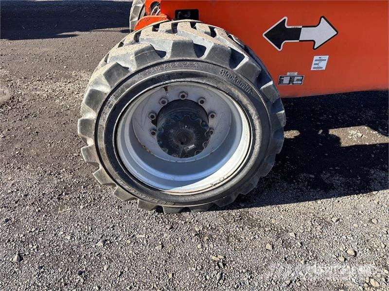 JLG 860SJ 4WD Diesel Telescopic Boom Lift Nacelles télescopiques