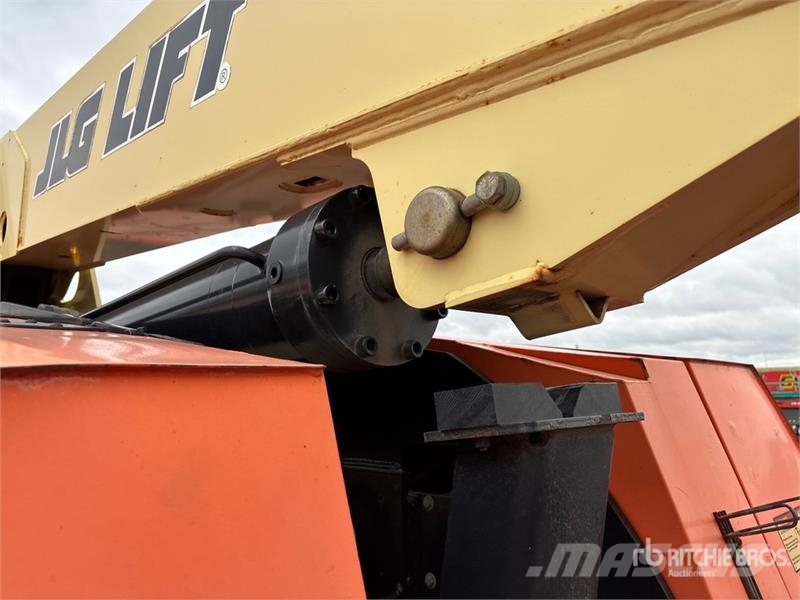 JLG 860SJ 4WD Diesel Telescopic Boom Lift Telescopic boom lifts