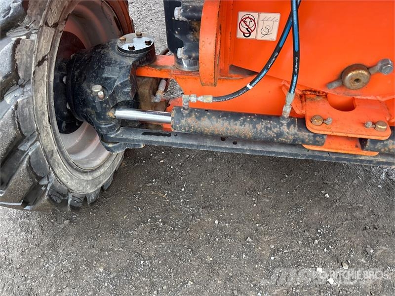 JLG 860SJ 4WD Diesel Telescopic Boom Lift Telescopic boom lifts