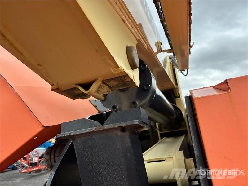 JLG 860SJ 4WD Diesel Telescopic Boom Lift Telescopic boom lifts