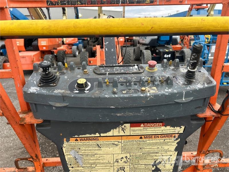 JLG 860SJ 4WD Diesel Telescopic Boom Lift Teleskopiskie pacēlāji
