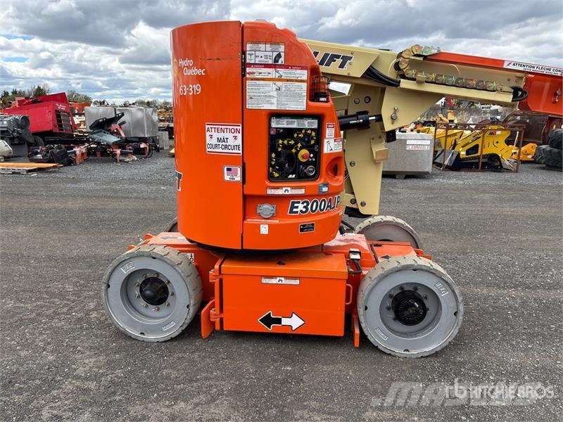 JLG E300 AJP 2WD Electric Articulating Boom Lift Колінчаті підйомники
