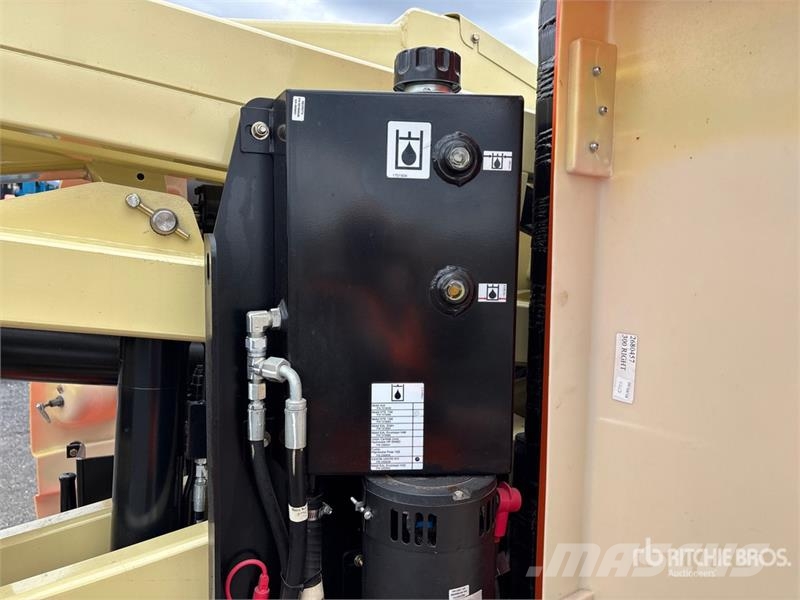 JLG E300 AJP 2WD Electric Articulating Boom Lift Колінчаті підйомники
