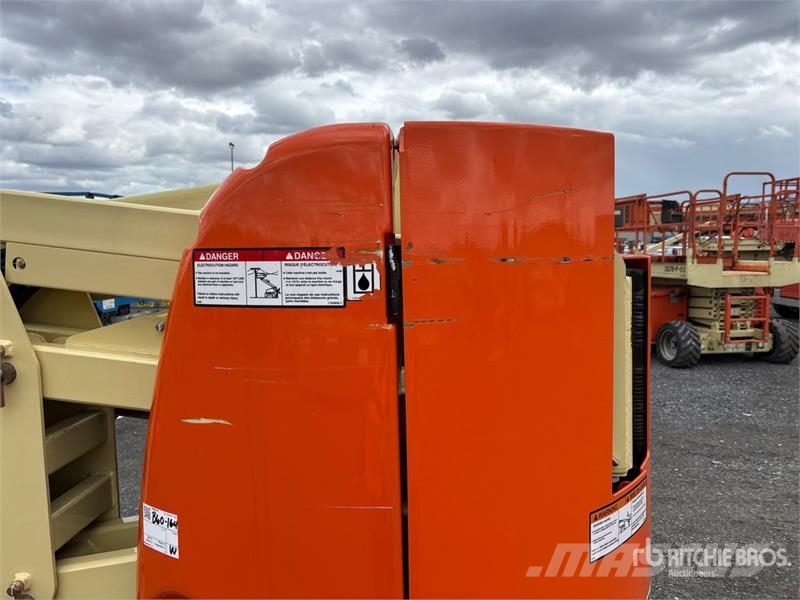 JLG E300 AJP 2WD Electric Articulating Boom Lift Колінчаті підйомники