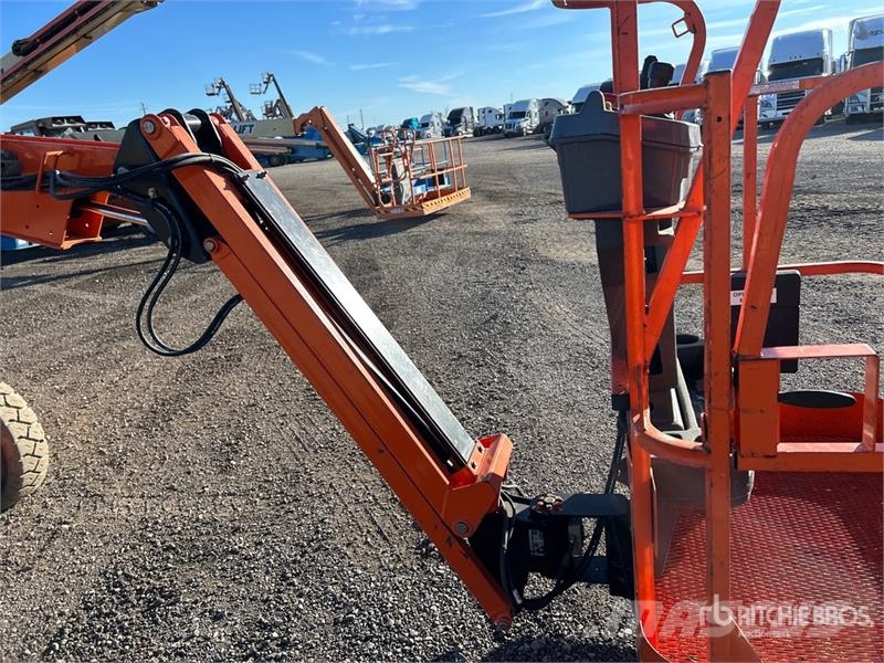 JLG E300AJ 2WD Electric Articulating Boom Lift Plataforma de trabajo articulada