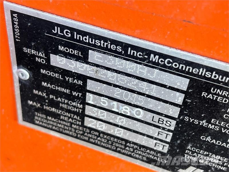 JLG E300AJ 2WD Electric Articulating Boom Lift Plataforma de trabajo articulada