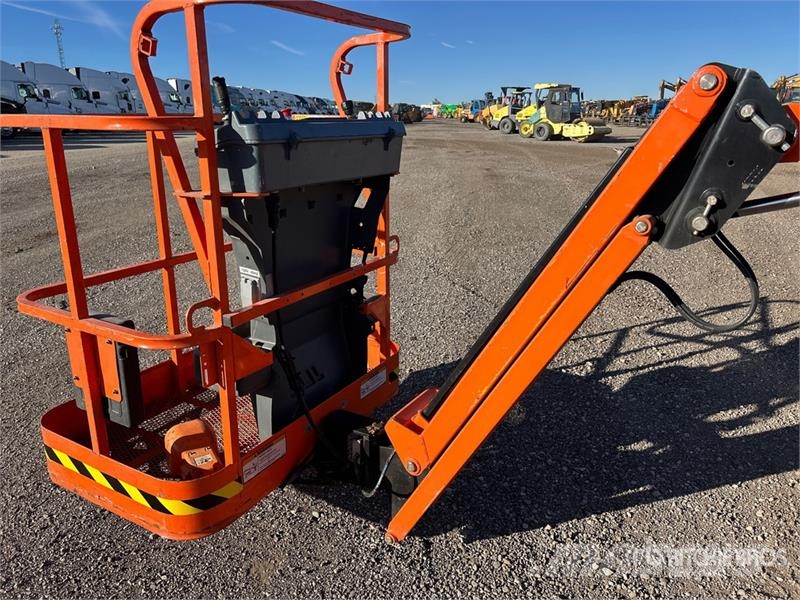 JLG E300AJ 2WD Electric Articulating Boom Lift Plataforma de trabajo articulada
