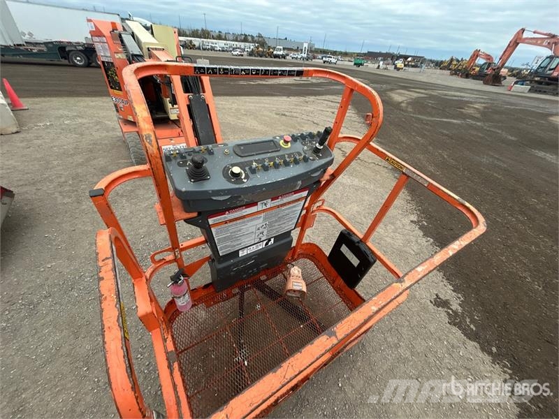JLG E300AJP Electric Articulating Boom Lift Iseliikuvad poomtõstukid